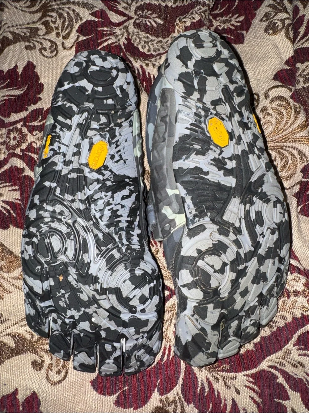 Vibram fivefingers gray